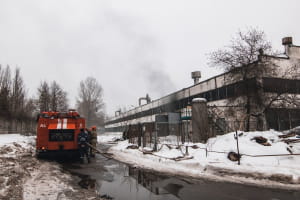 На столичній вулиці Стеценка згоріли одразу чотири маршрутки