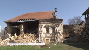 Поморянський замок