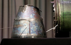 Уламки ракети, якою збили МН17