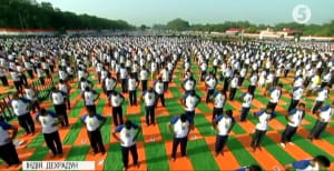 День йоги у світі