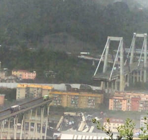 Обвалився міст в Італії