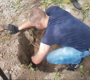 У Києві виявили схрон із РПГ та вибухівкою
