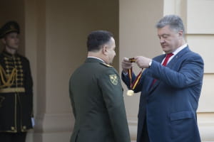 Полторак йде з військової посади