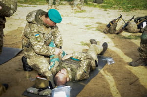 Навчання морпіхів медицині