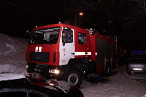 У Києві пожежа заблокувала жителів 9-поверхівки