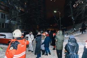 У Києві пожежа заблокувала жителів 9-поверхівки