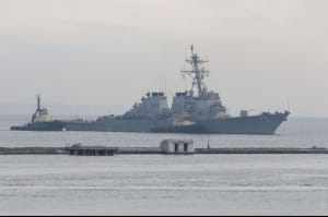 Ракетний есмінець USS Donald Cook