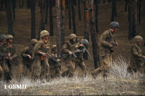 Морпіхи долають смугу перешкод