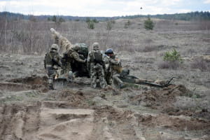 Артилеристи "Запорозької Січі" на польових навчаннях з бойовою стрільбою