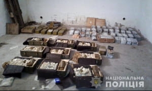 В Черниговской области полиция изъяла рекордный арсенал боеприпасов