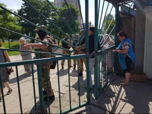 Оккупанты на рынке "Привоз"