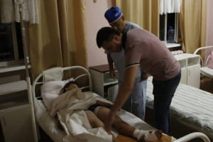 Травмированные дети в результате взрыва на детплощадке на Днепропетровщине