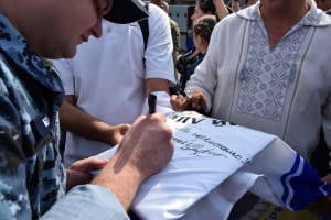 Повернення українських моряків додому