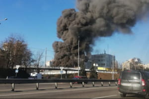 Пожежа на складах у Києві