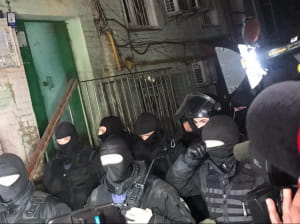 У будинку музиканта Антоненка проводять обшуки