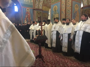 Панихида по погибшим во время событий Майдана в Свято-Михайловском Златоверхом соборе