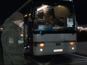 Последние автобусы на въезд в Украину