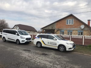 Авто спецназовцев возле дома Чорновол