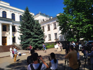 Шкарлету принесли "зашкварный" аттестат