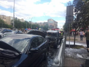 На Большой Васильковской горели две машины
