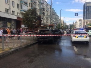 На Большой Васильковской горели две машины