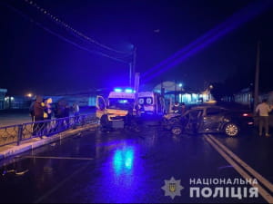 Легковик протаранив "швидку"