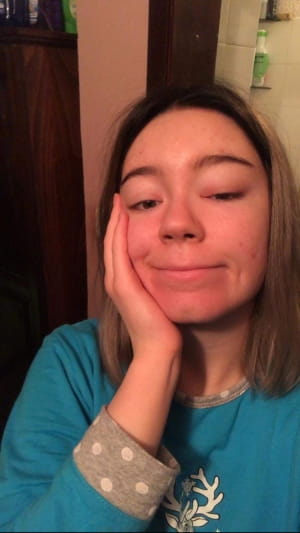 Голова девушки 