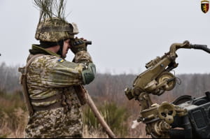 Украинские военные 24-й ОМБр