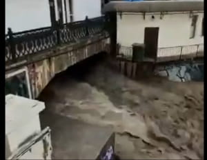 последствия непогоды в Ялте