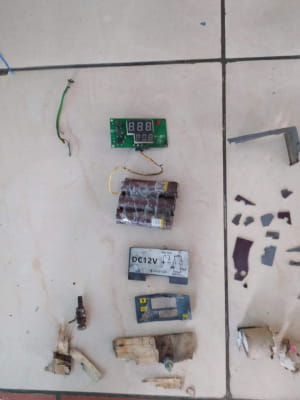 Знайдені частини вибухівки, якою підірвали поштомати