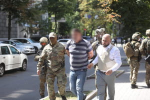 Задержание мужчины, который с гранатой захватил Кабмин