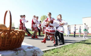 В Білорусі урочисто відкрили пам'ятник картоплі