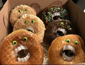 смаколики до Хелловіну, які страшно їсти