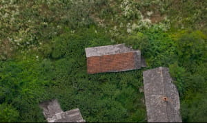 Кадры из "Здесь живет только один человек / Село Червоне"