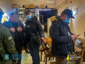 фото з місця затримання