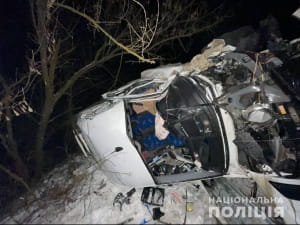 На Полтавщине столкнулись маршрутка, два грузовика и легковушка
