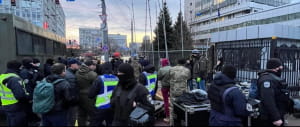 Акция в поддержку Порошенко под апелляционный судом