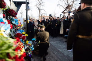 Петр и Марина Порошенко почтили героев Небесной Сотни