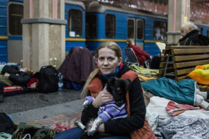 Люди у харківському метро