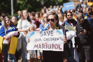 Акція на підтримку Маріуполя та України в Гаазі