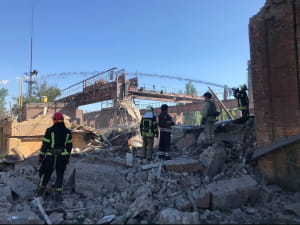 обстрел завода в Бахмуте