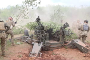 Гаубиці М777 нищать рашистів на Донбасі