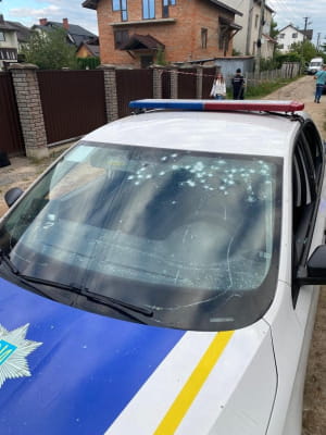 У Львові харків'янин кинув у патрульних дві гранати