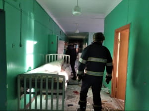 наслідки обстрілу лікарні