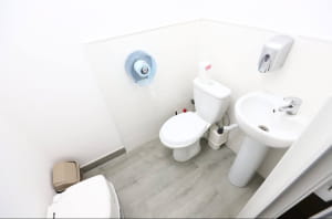 У кожному районі Києва облаштують понад 100 пунктів обігріву