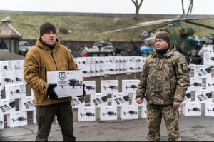 Метінвест передав ЗСУ 100 дронів DJI Mavic 3