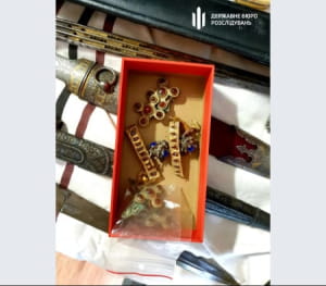 Исторические артефакты