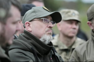 Резніков тестує танк "Оплот"