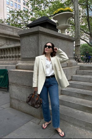 В'єтнамки на плоскій підошві