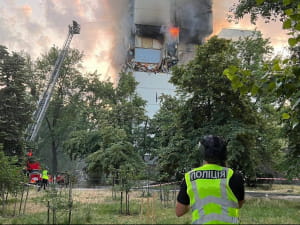 Взрыв в многоэтажке на Малышко